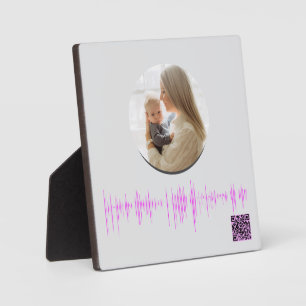 Personalized Voice Wave Keepsake for Mom Plaque