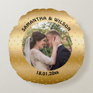 Personalized Wedding Glittery Gold Background Round Pillow