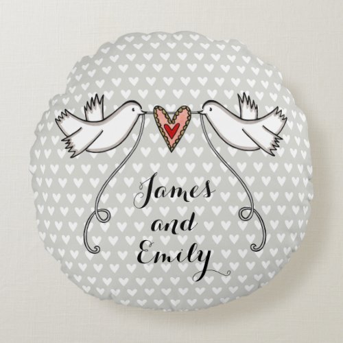 Personalized White Doves Wedding Gift Round Pillow