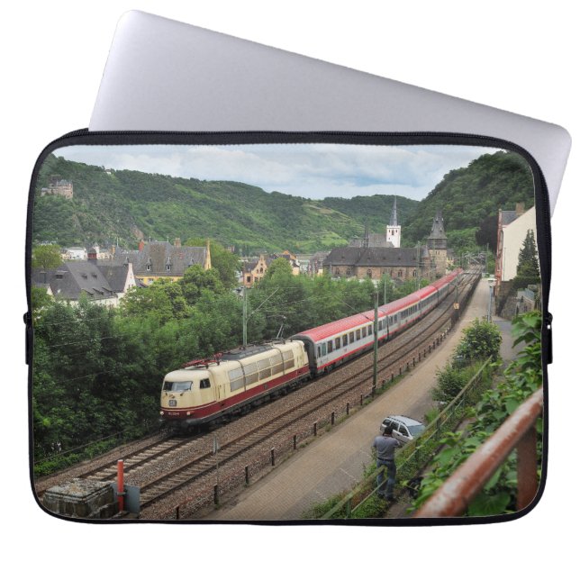 Personenzug in St. Goar Laptop Sleeve (Front)
