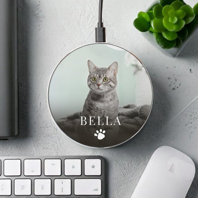 Pet Cat Photo Personalized Wireless Charger (Photo personalized pet phone charger. )