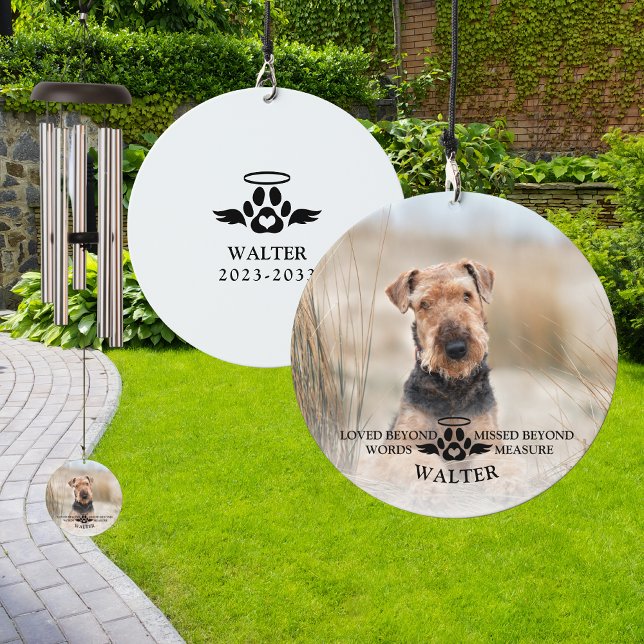 Pet Memorial Loved Beyond Words Dog Photo Wind Chime (Pet Memorial Loved Beyond Words Dog Photo Wind Chime
)