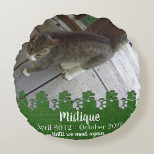 Pet Memorial Remembrance Beloved Keepsake Round Pillow