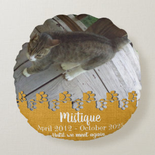 Pet Memorial Remembrance Beloved Keepsake Round Pillow