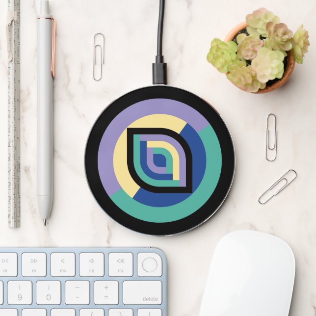 Petal Prism (Focus) Wireless Charger (Desk)