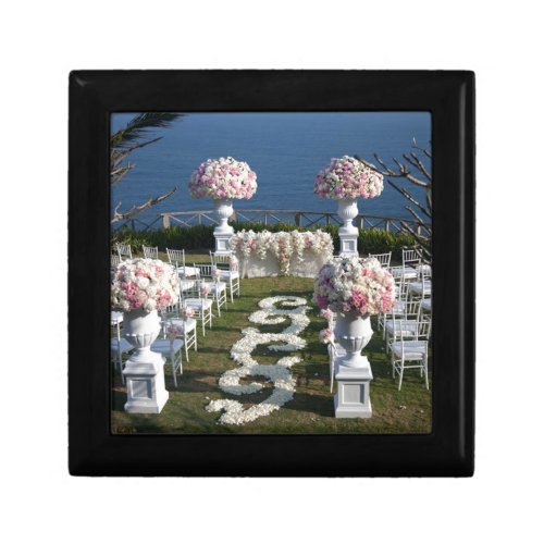 Petal_Wedding_Aisle_Runners_20 Jewelry Box