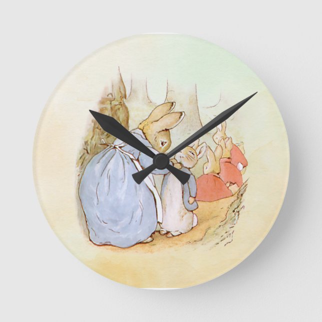Peter Rabbit (mom)   Round Clock (Front)