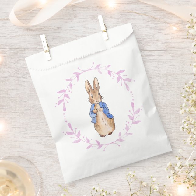 Peter the Rabbit with Pink leaf Wreath    Favor Bag (Clipped)