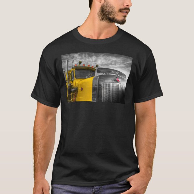 Peterbilt American Truck Classic T-Shirt (Front)