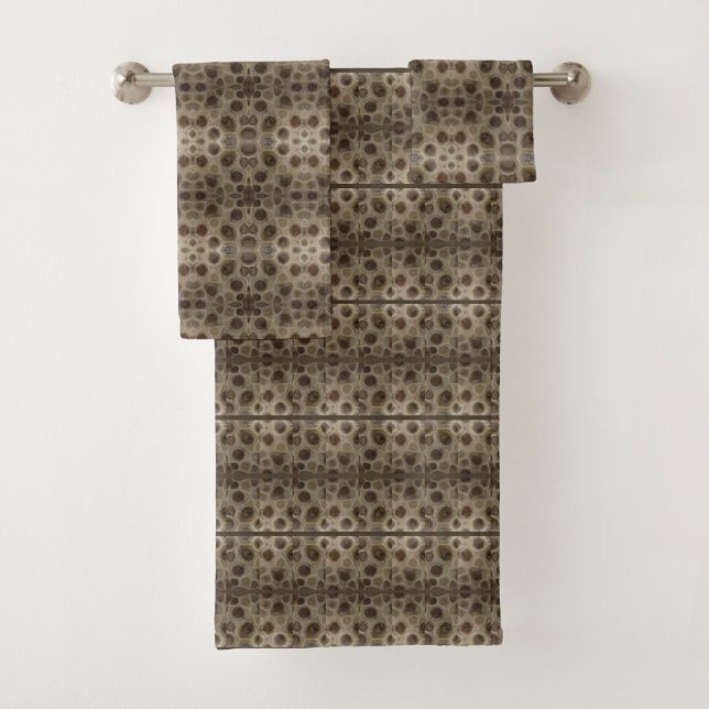Petoskey Stone Bath Towel Set (Insitu)
