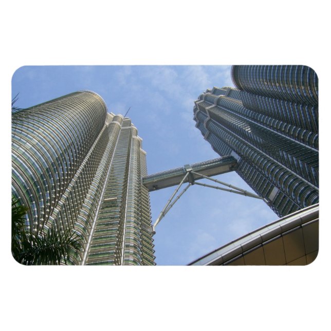 petronas towers high magnet (Horizontal)