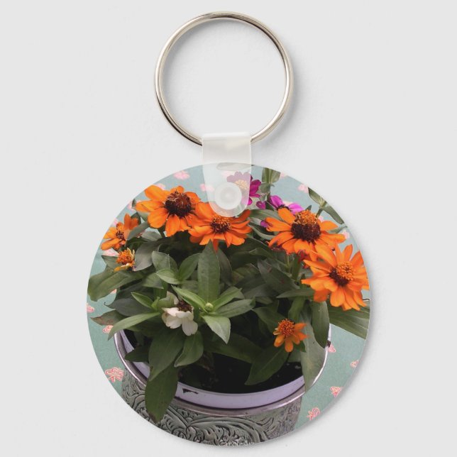 Pewter Pot Daisies Keychain (Front)