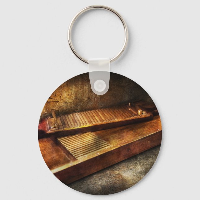 Pharmacy - Traditional pill crusher Keychain (Front)