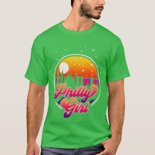 Philly Girl Retro Sunset City Skyline Souvenir Dis T-Shirt