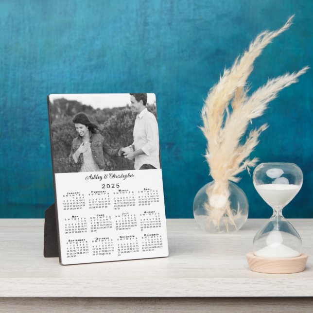 Photo and Names Personalized 2025 Calendar Plaque (Side)