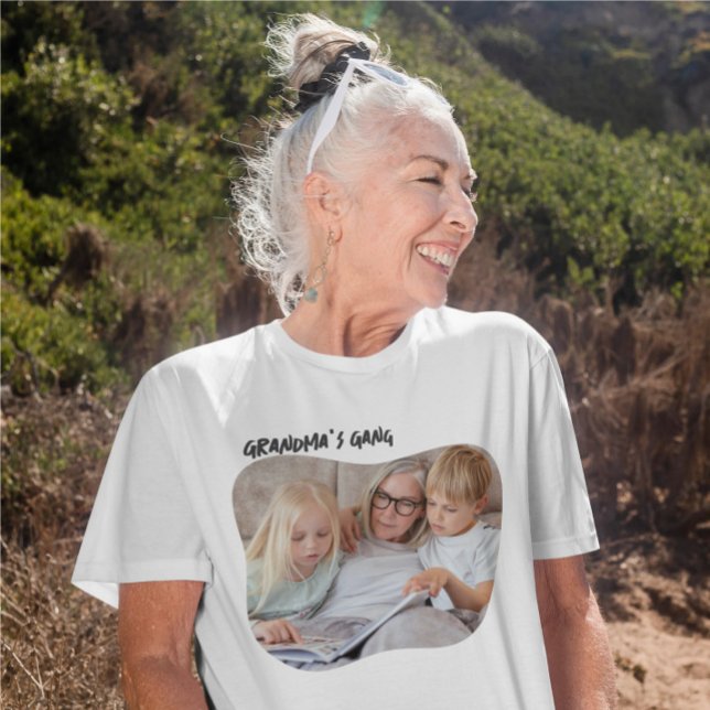 Photo and Text Personalized T-Shirt (Photo and Text Personalized T-Shirt - Ideal for anyone including Grandma. Change text change photo)