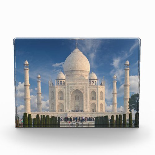 Photo block with image of Taj Mahal