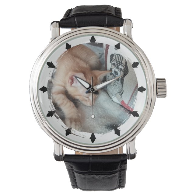 Photo. Cat, Round E- Watch (Front)