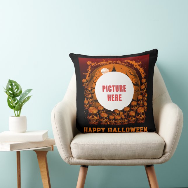 PHOTO CUSTOM HAPPY HALLOWEEN OCCASION THROW PILLOW (Chair)