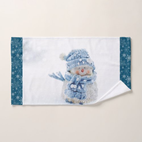  Photo of a Cute Snowman in Winter _ Christmas Bath Towel Set