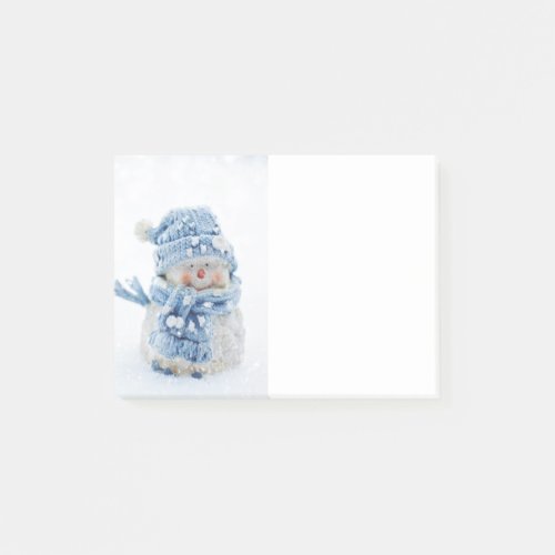 Photo of a Cute Snowman in Winter _ Christmas Post_it Notes