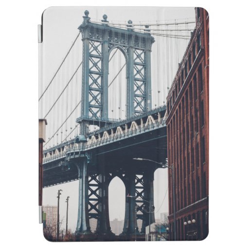 PHOTO OF MANHATTAN BRIDGE DURING DAYTIME iPad AIR COVER