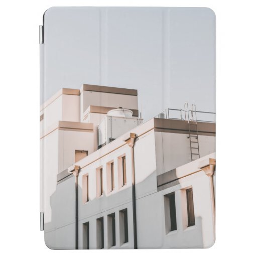 PHOTO OF WHITE CONCRETE BUILDING iPad AIR COVER