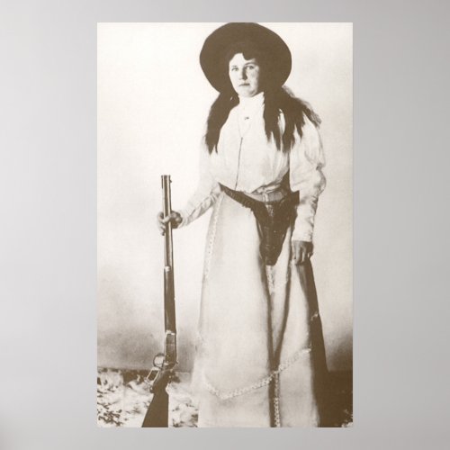 Photo Portrait of a Cowgirl Holding a Rifle 1910 Poster