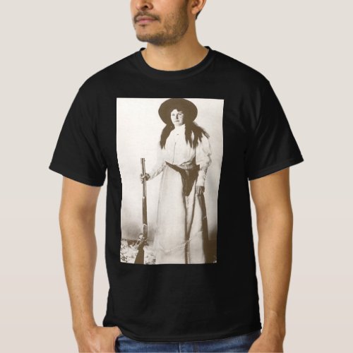 Photo Portrait of a Cowgirl Holding a Rifle 1910 T_Shirt