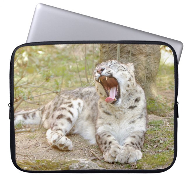 Photo snow leopard , animals laptop cases .  (Front)