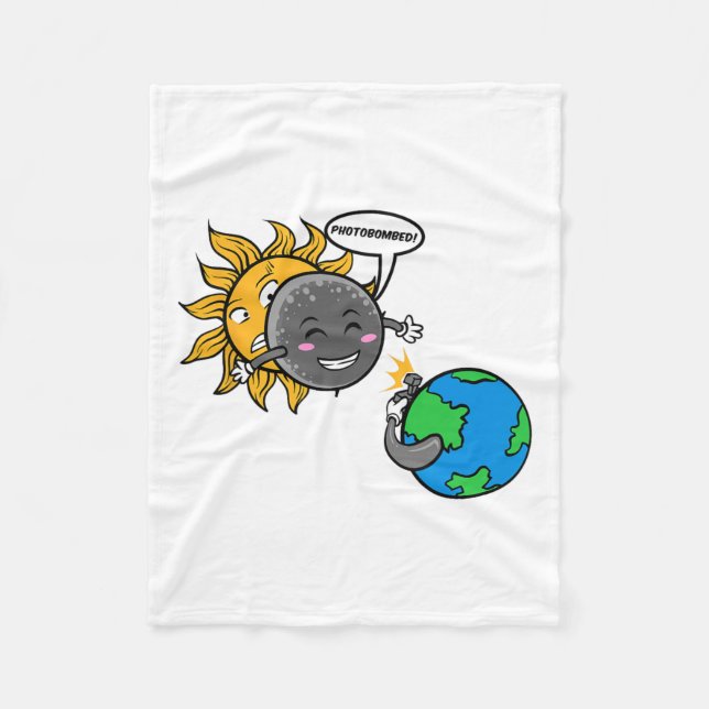 Photobomb! Adorable Cute Total Solar Eclipse 2024  Fleece Blanket (Front)