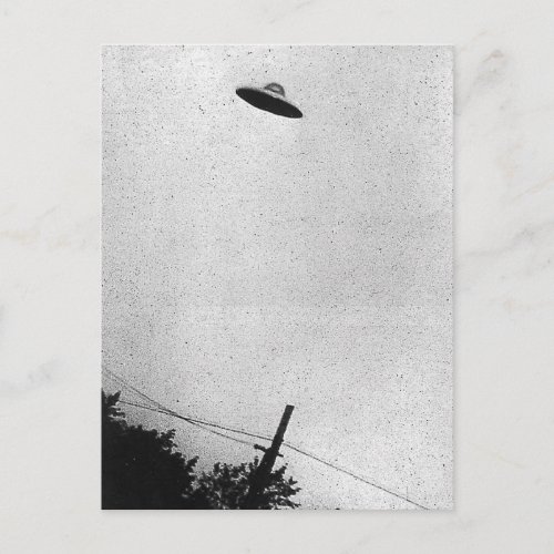 Photograph of UFO over Passaic New Jersey 1952 Postcard