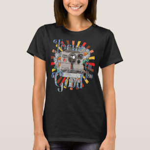 Photography Retro Camera Focus On The Good Photogr T-Shirt
