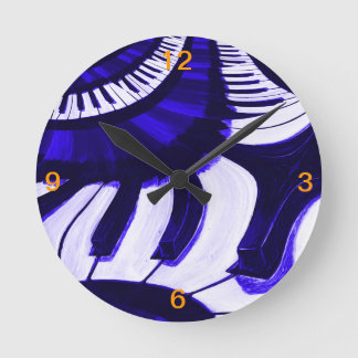 Piano Hwy Round Clock