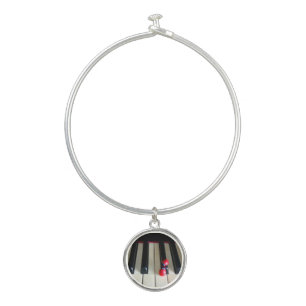Piano - Nostalgia Bangle Bracelet With Round Charm