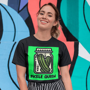 PICKLE QUEEN LADIES FUNNY T-SHIRTS T-SHIRT