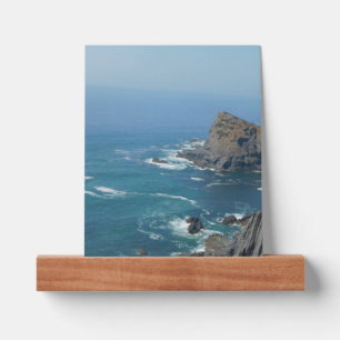 PICTURE LEDGE ART AND DESIGN STYLE 