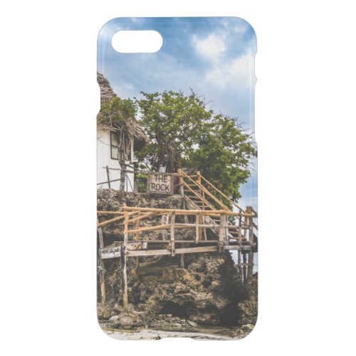 Picturesque house on a tropical coral outcrop iPhone SE87 case