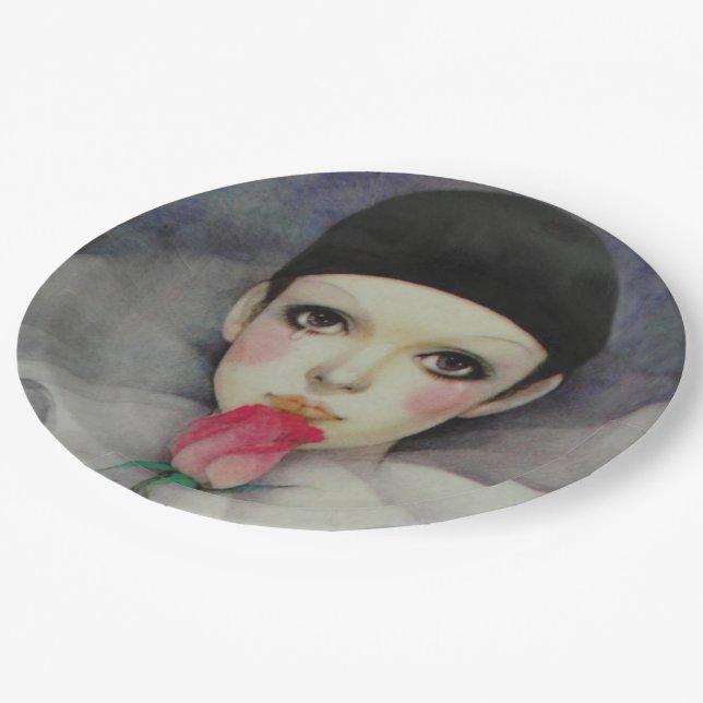 Pierrot 1980s paper plates (Angled)