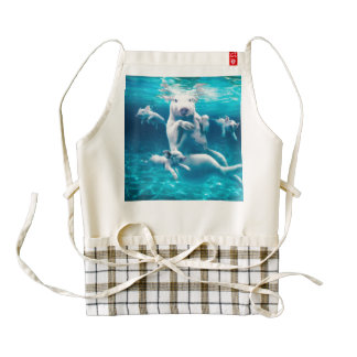 Pig beach - swimming pigs - funny pig zazzle HEART apron