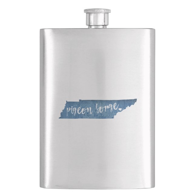 Pigeon Forge Tennessee Wood Grain Flask (Front)