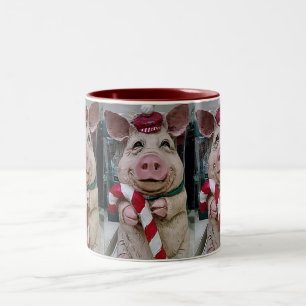 ***PIGGIE CELEBRATES THE HOLIDAY** MUG