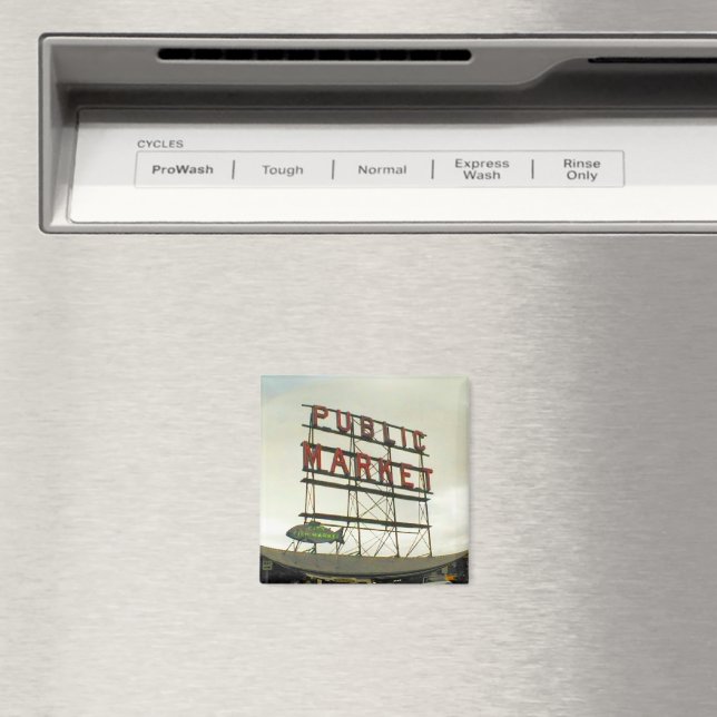 Pike Place Public Market in Seattle, WA Fish Bowl Magnet (In Situ (Dishwasher))