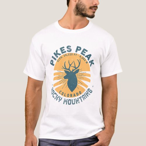  Pikes Peak Colorado Hiking Skiing Travel Souvenir T_Shirt