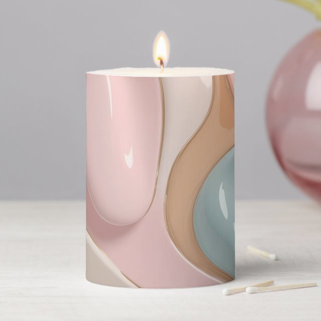 Pillar candle in stylish abstract graphic (In Situ)