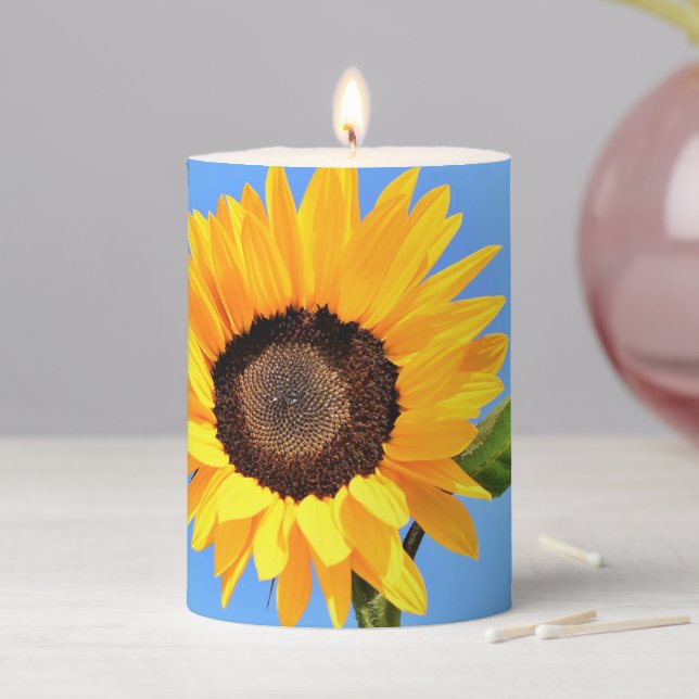 Pillar Candle with Sunflower (In Situ)