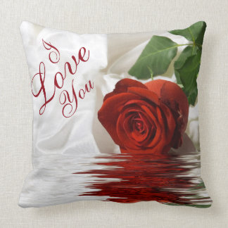 Pillow Grade A Cotton Throw Pillow/Red Rose