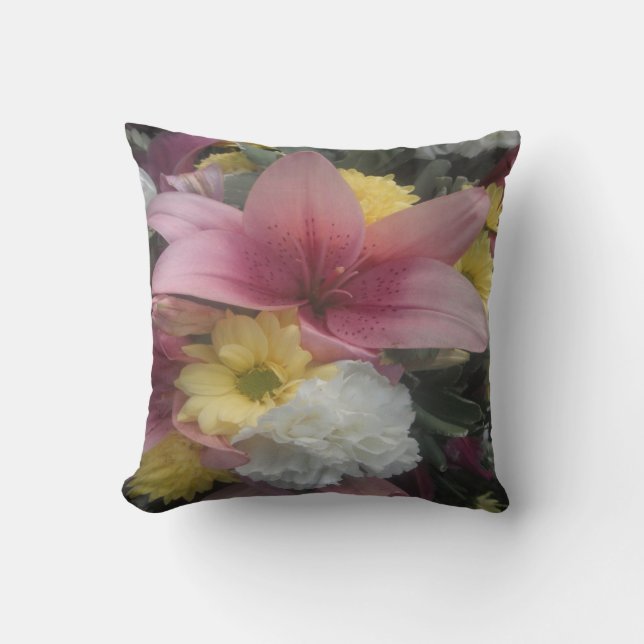 Pillow Pink Lily Beauty (Front)