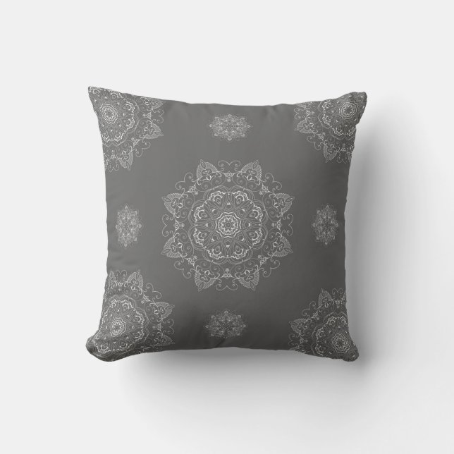 pillowish outdoor pillow (Front)