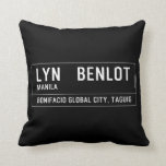LYN   BENLOT  Pillows